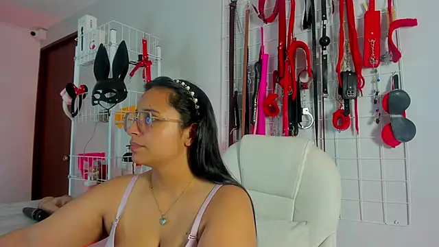  adahara queen online show from 11/21/25, 03:38