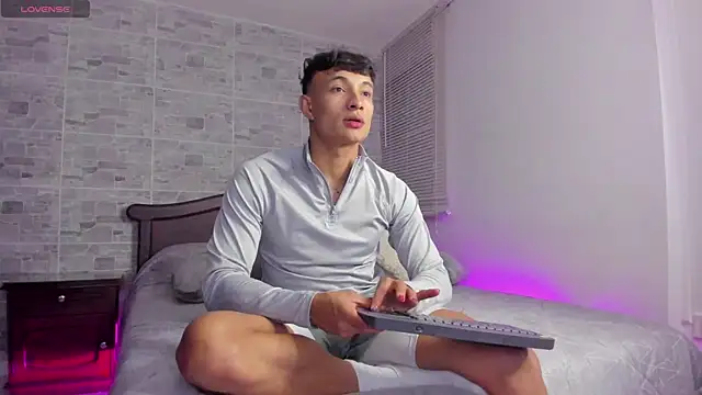 DavisFirb online show from 11/21/25, 02:43