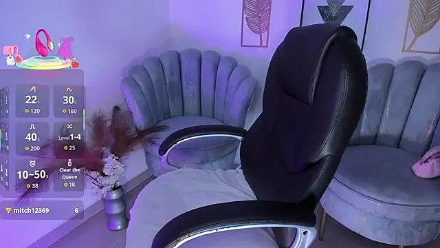 Snapshot of issi_loren chatting on 03/07/26, 01:41 issi loren online show from 03/07/26, 01:41