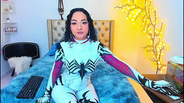 LenaStylesOA online show from 10/10/25, 01:21