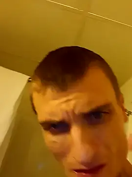 Snapshot of jizzyglizzy92 chatting on 02/10/26, 04:16 jizzyglizzy92 online show from 02/10/26, 04:16