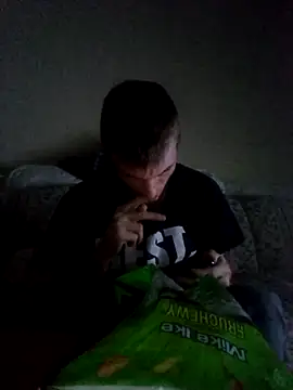 Snapshot of jizzyglizzy92 chatting on 02/27/26, 06:46 jizzyglizzy92 online show from 02/27/26, 06:46