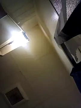 Snapshot of jizzyglizzy92 chatting on 03/20/26, 08:41 jizzyglizzy92 online show from 03/20/26, 08:41