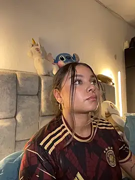 AnnyLopezzz  online show from 05/03/26, 05:57