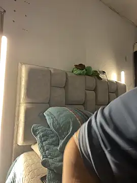AnnyLopezzz  online show from 06/12/26, 06:12