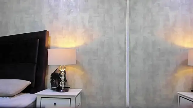 Snapshot of BarbaraLeython1 chatting on 09/24/25, 02:31 BarbaraLeython1 online show from 09/24/25, 02:31