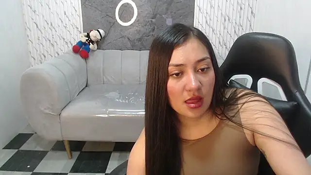 Snapshot of Ivony18_b chatting on 11/02/25, 03:20 Ivony18 b online show from 11/02/25, 03:20