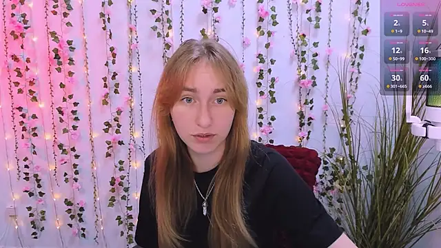 Snapshot of beauty_ginger_ chatting on 09/18/25, 01:02 beauty ginger  online show from 09/18/25, 01:02