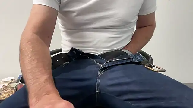 harrys74 online show from 10/31/25, 12:06