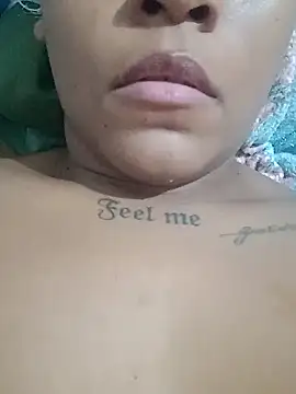 Snapshot of nessinha12 chatting on 09/10/25, 01:38 nessinha12 online show from 09/10/25, 01:38