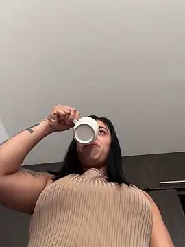 AlannaEvons online show from 09/18/25, 05:26