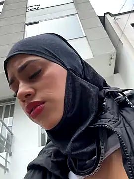 AlannaEvons online show from 11/25/25, 04:07