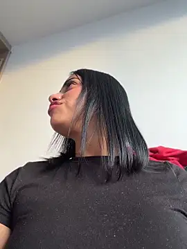AlannaEvons online show from 06/17/26, 10:54