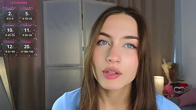 Moonlight1Sonata1 online show from 10/18/25, 09:10