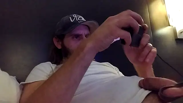 Brabbit3211 online show from 09/21/25, 02:35