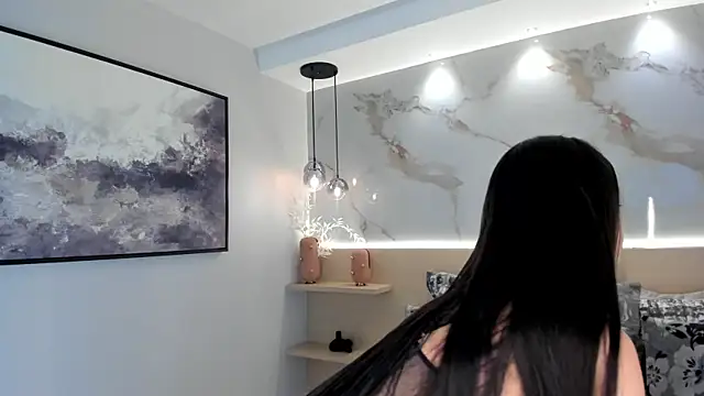 SolAvelar online show from 06/17/26, 11:49