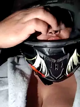 Snapshot of -Mia1 chatting on 09/13/25, 11:26 -Mia1 online show from 09/13/25, 11:26