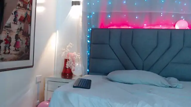 emma ayala online show from 09/11/25, 07:14