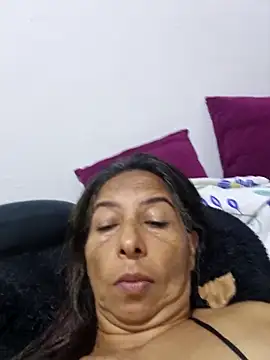 maleja23 online show from 09/30/25, 02:22