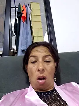 maleja23 online show from 10/16/25, 02:01