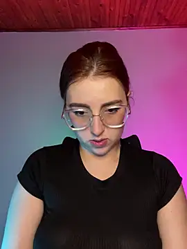 CoraVibes online show from 11/06/25, 12:06