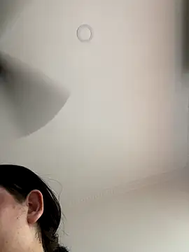 Kuromy x online show from 10/22/25, 06:40