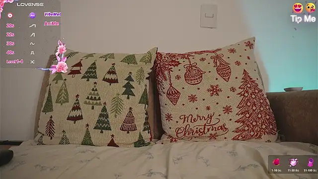 Roxybeautyy online show from 03/16/26, 09:24