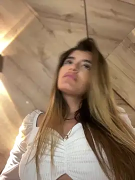 MelissaAlCapone online show from 05/19/26, 01:00