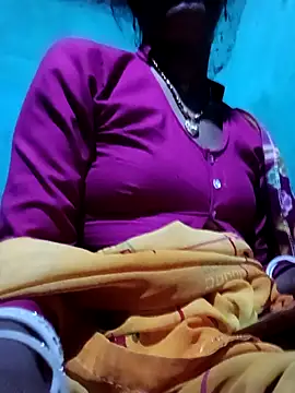 Snapshot of Radha8080 chatting on 11/07/25, 04:07 Radha8080 online show from 11/07/25, 04:07