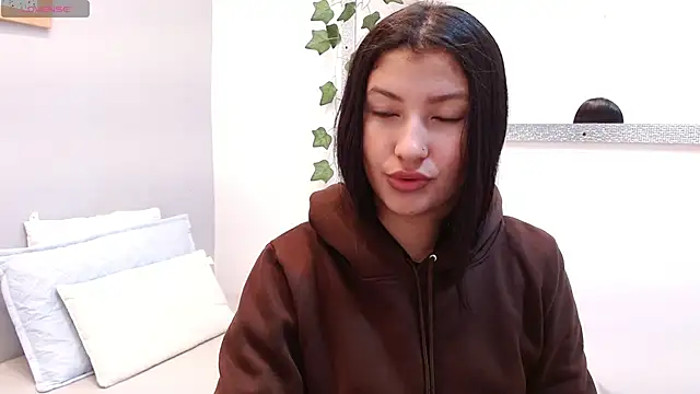 Snapshot of louis_k chatting on 03/25/26, 11:16 louis k online show from 03/25/26, 11:16