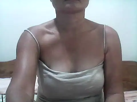 nathalie0045 online show from 04/10/26, 01:11