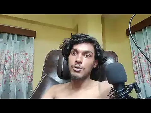 Snapshot of thecatfish chatting on 09/14/25, 05:01 thecatfish online show from 09/14/25, 05:01