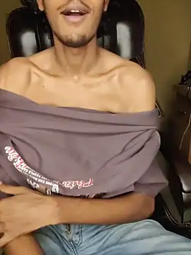 Snapshot of thecatfish chatting on 11/03/25, 11:26 thecatfish online show from 11/03/25, 11:26