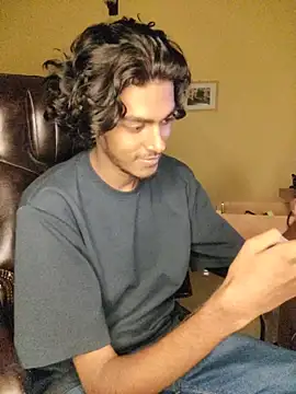 Snapshot of thecatfish chatting on 11/09/25, 12:58 thecatfish online show from 11/09/25, 12:58