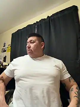 Snapshot of JacobBigCock605 chatting on 02/18/26, 05:53 JacobBigCock605 online show from 02/18/26, 05:53