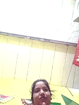 Snapshot of Seema_guptaji chatting on 04/23/26, 10:12 Seema guptaji online show from 04/23/26, 10:12