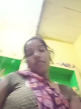 Snapshot of Seema_guptaji chatting on 07/12/26, 03:08 Seema guptaji online show from 07/12/26, 03:08