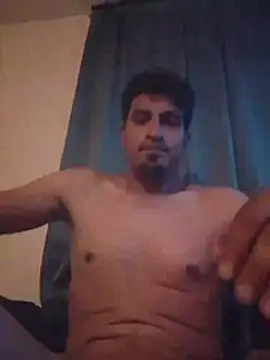 Snapshot of Arce92 chatting on 07/04/26, 04:18 Arce92 online show from 07/04/26, 04:18