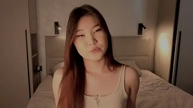 iamyuki online show from 12/02/25, 05:13