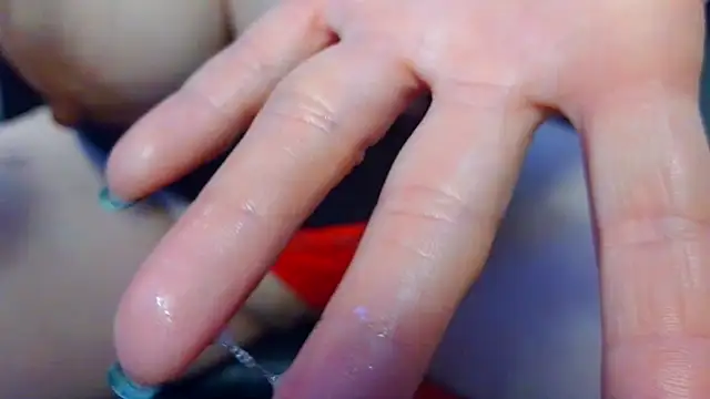 Snapshot of sharoldfox19 chatting on 02/14/26, 01:52 sharoldfox19 online show from 02/14/26, 01:52