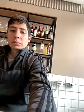 Snapshot of 9999Alez chatting on 09/10/25, 01:44 9999Alez online show from 09/10/25, 01:44