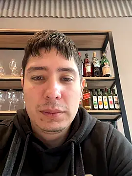 Snapshot of 9999Alez chatting on 11/07/25, 03:12 9999Alez online show from 11/07/25, 03:12