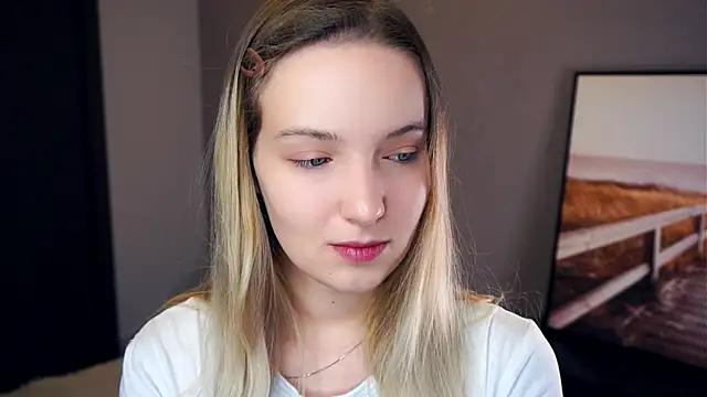 HongTomczak online show from 09/25/25, 06:28