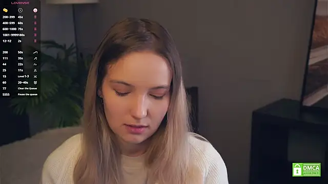 HongTomczak online show from 10/28/25, 07:23