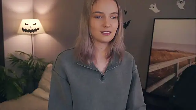 HongTomczak online show from 11/12/25, 07:31