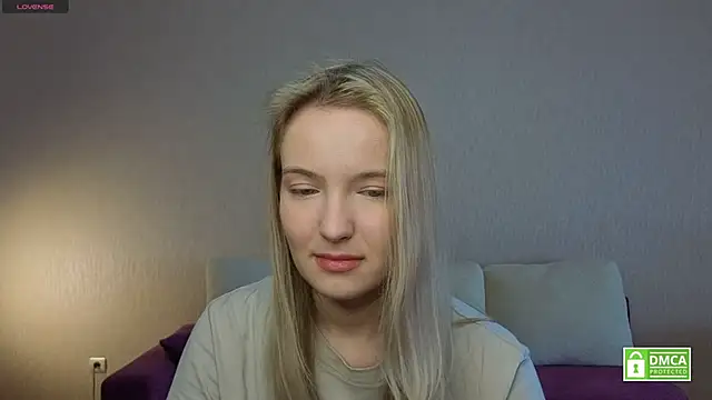 HongTomczak online show from 06/16/26, 07:44