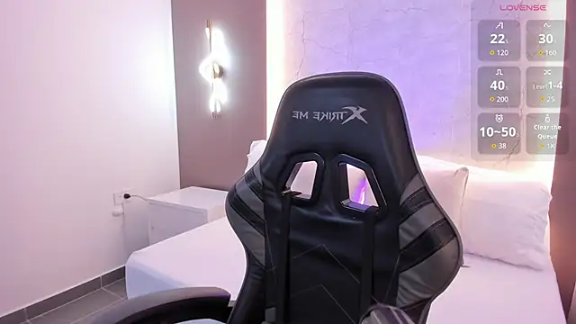 emily tolson online show from 12/19/25, 12:12