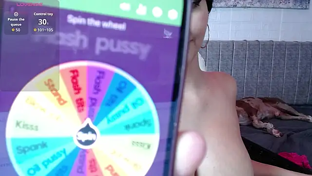 Carolinne Mel online show from 09/22/25, 11:29