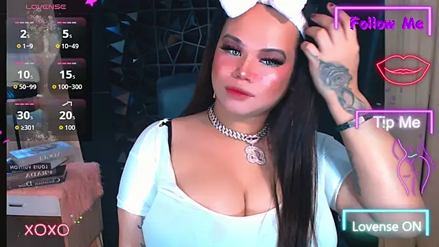 xHugeHarleySelfsuckerx online show from 11/08/25, 09:20