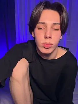 Snapshot of egorbitch chatting on 03/03/26, 05:41 egorbitch online show from 03/03/26, 05:41